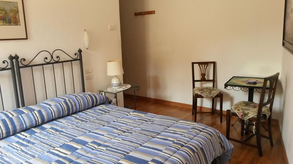 Camere Carli Assisi Szoba fotó